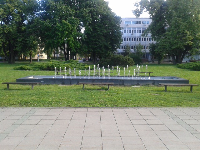 fontana_Park_kralja_Držislava_kod_mirovinskog.jpg